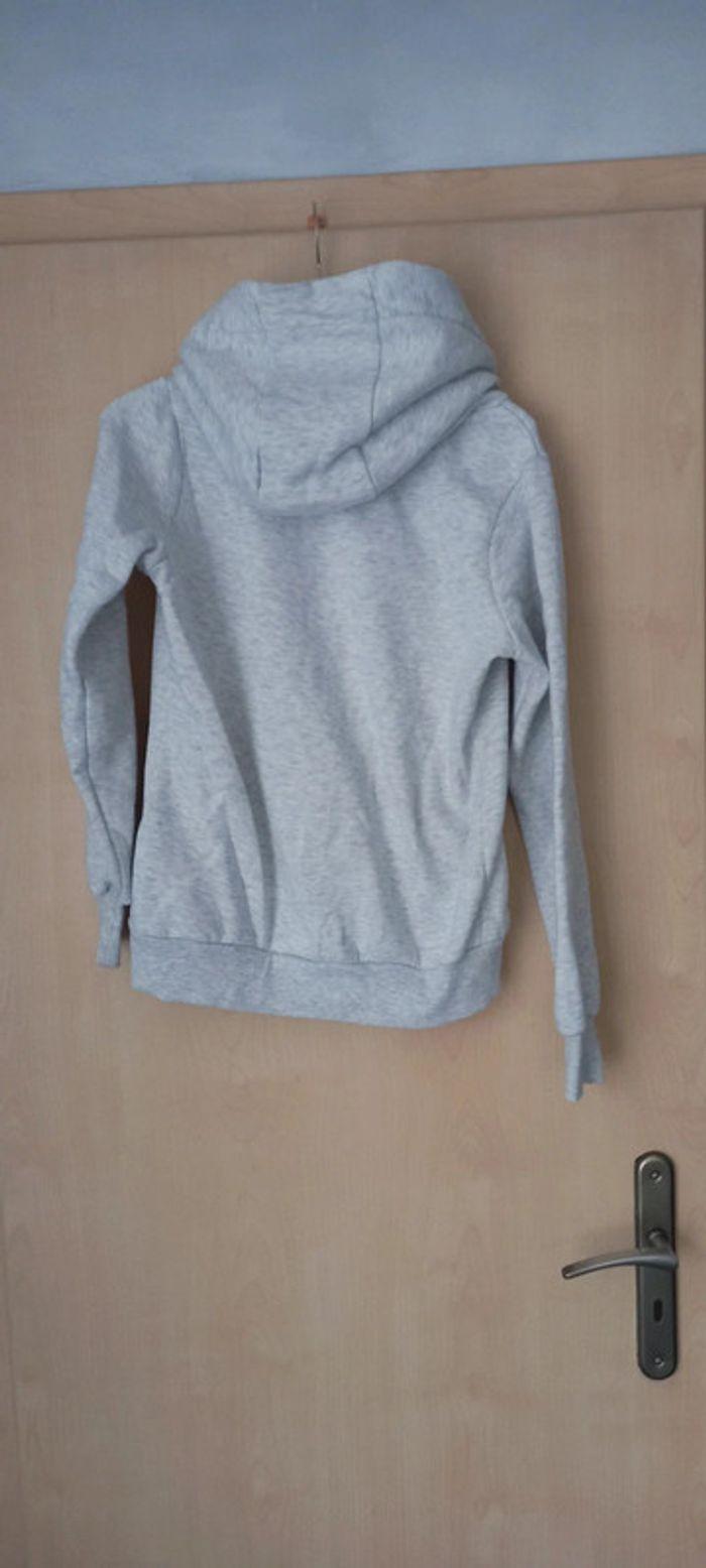 Pull hiver à capuche fille gris clair imprimé chevaux. Stitch&Soul - photo numéro 5