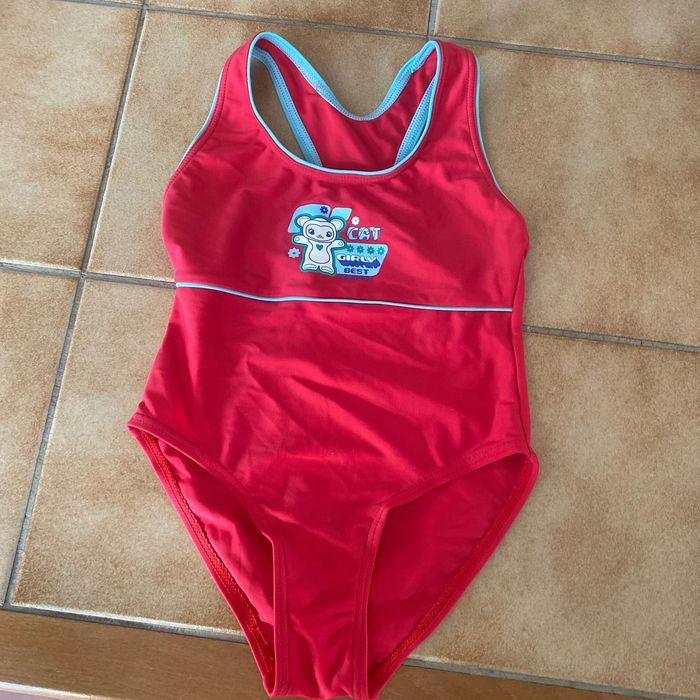 Maillot de bain fille, taille quatre ans