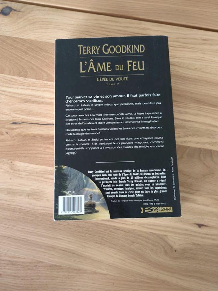 Terry Goodkind - l'épée de vérité Tome 5 - photo numéro 2