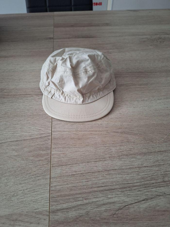 Casquette beige T 45 - photo numéro 1