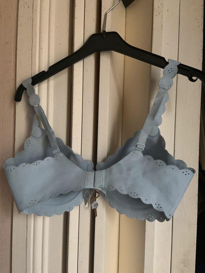 Soutien-gorge bleu ciel Lejaby 85C - photo numéro 3