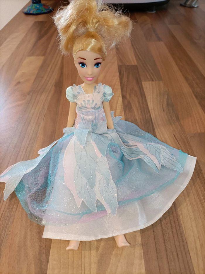 Barbie Disney Cendrillon - photo numéro 1