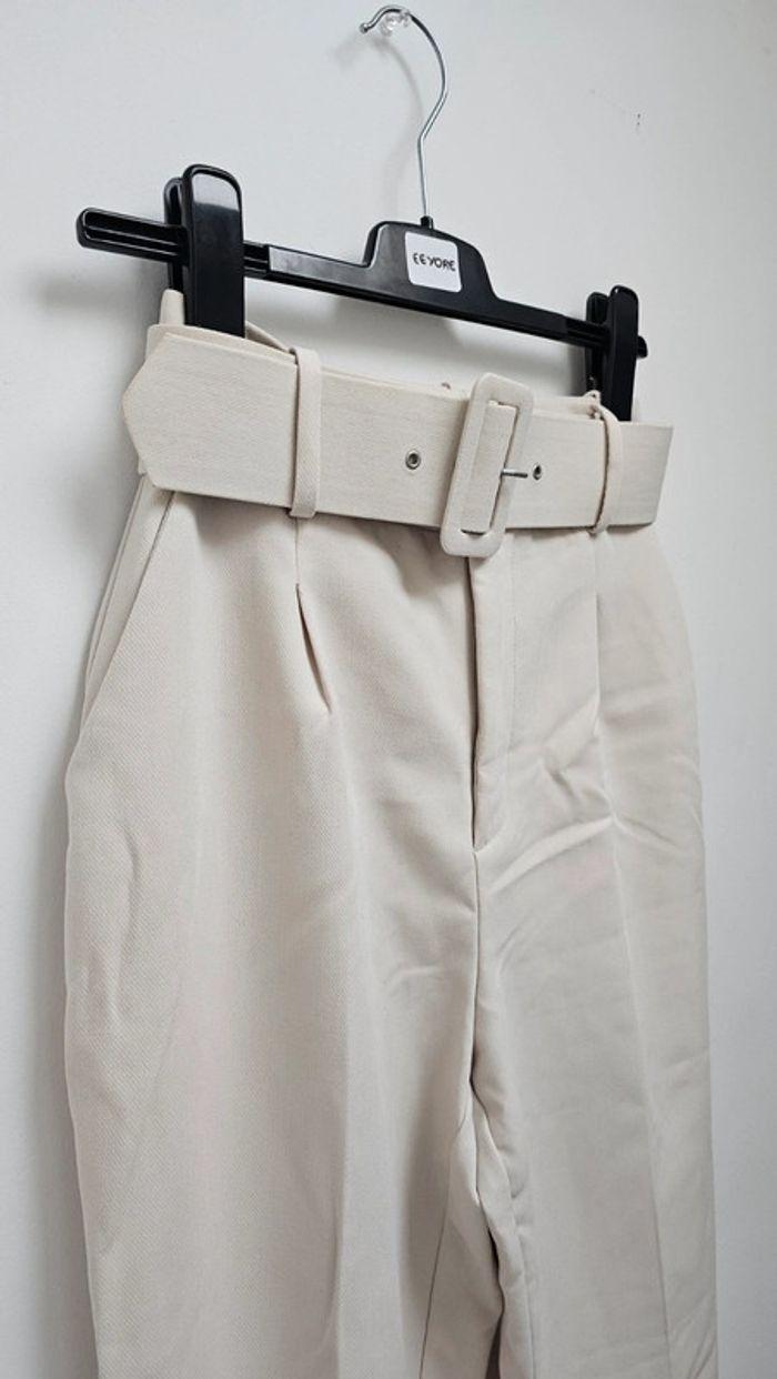 Pantalon tailleur taille haute beige crème Zara - photo numéro 3