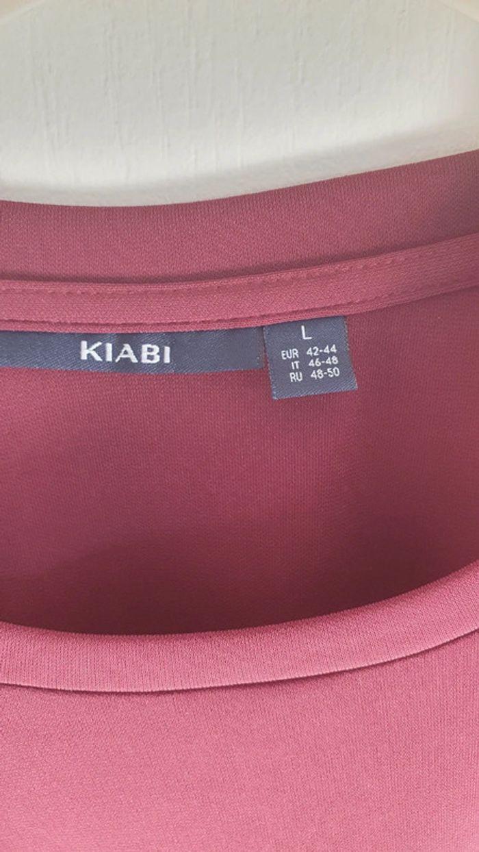 Top Kiabi Bordeaux Découpe Epaule Correspond à un 44 - photo numéro 4