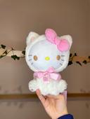 Peluche Hello Kitty déguisement chaton blanc