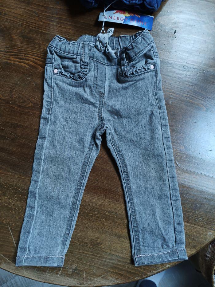 Lot de 3 jeans fille 12 mois - photo numéro 4