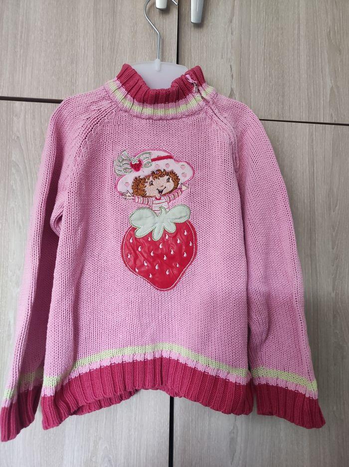 Pull rose Charlotte aux fraises 5 ans Kiabi - photo numéro 1