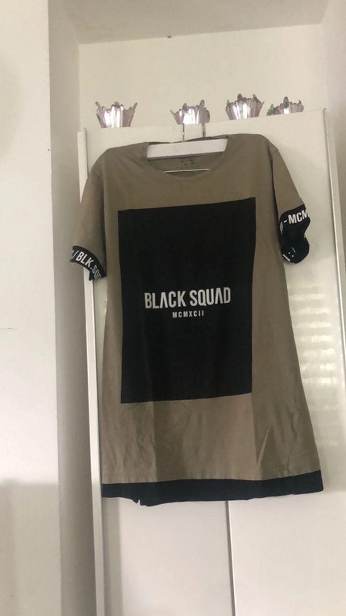 T shirt black squad - photo numéro 1