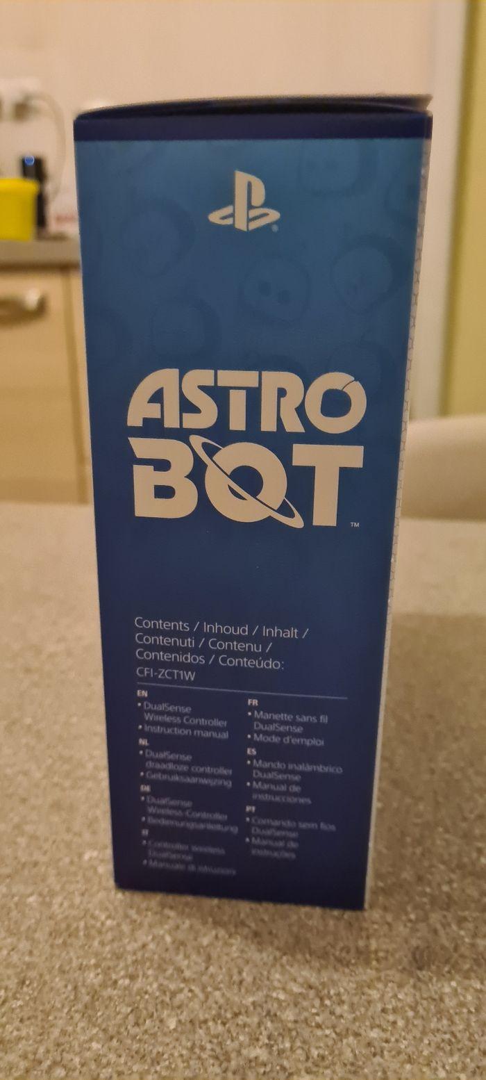 Manette sans-fil DualSense  - Astro Bot Édition Limitée - photo numéro 7