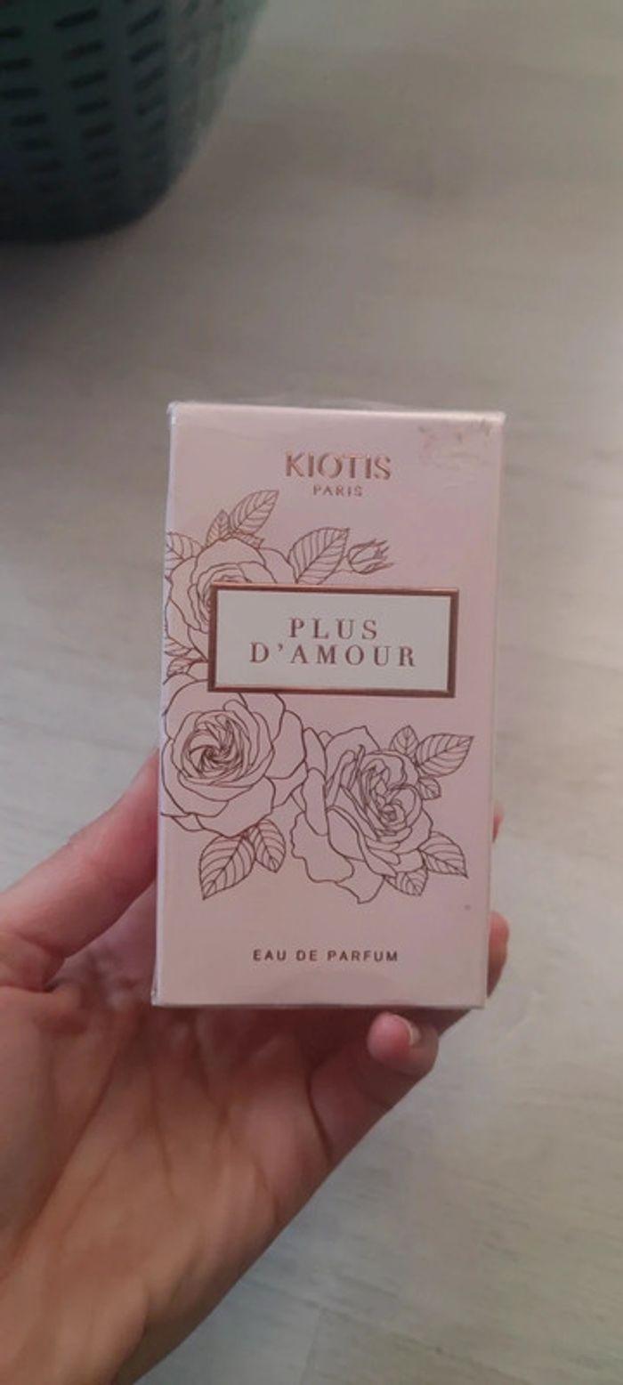 Parfum plus d'amour kiotis