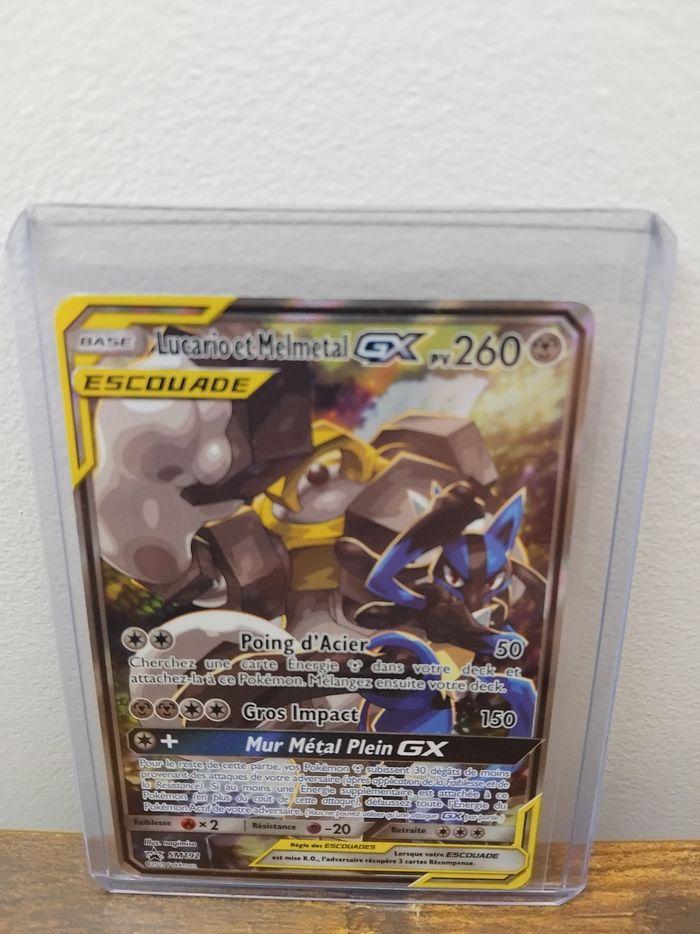 Lucario et melmetal gx escouade 192 bon état