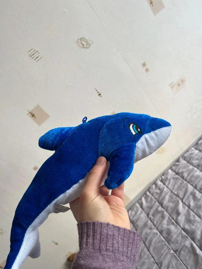 Peluche doudou dauphin bleu 🐬