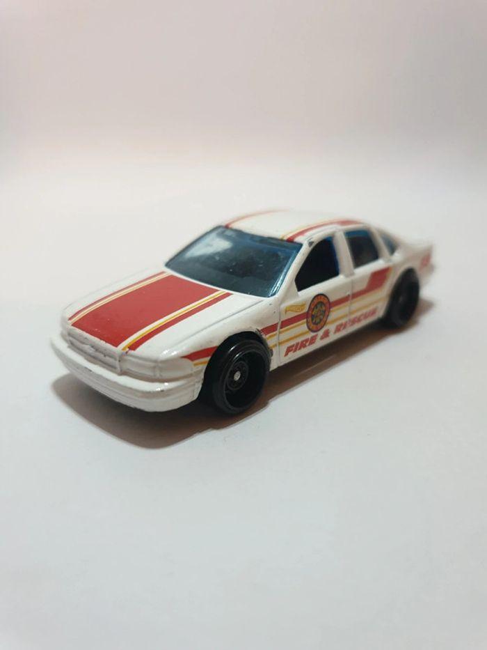 Hot Wheels Chevrolet '96 Chevy Impala SS, 2019 - photo numéro 1