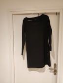 Vend robe taille 42 marque Agathe velmont prix 3 €