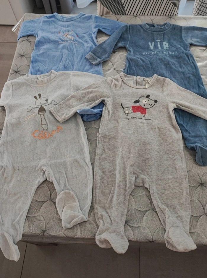 Lots de vêtements bébé garçon en 9 mois - photo numéro 3