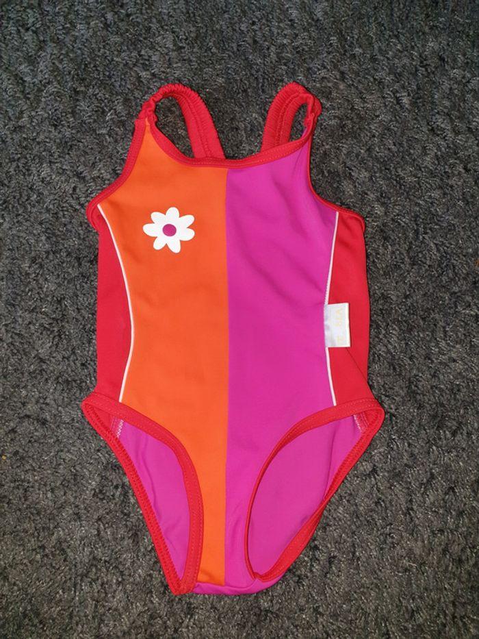 Maillot de bain 1 pièce 12/18 mois - photo numéro 1