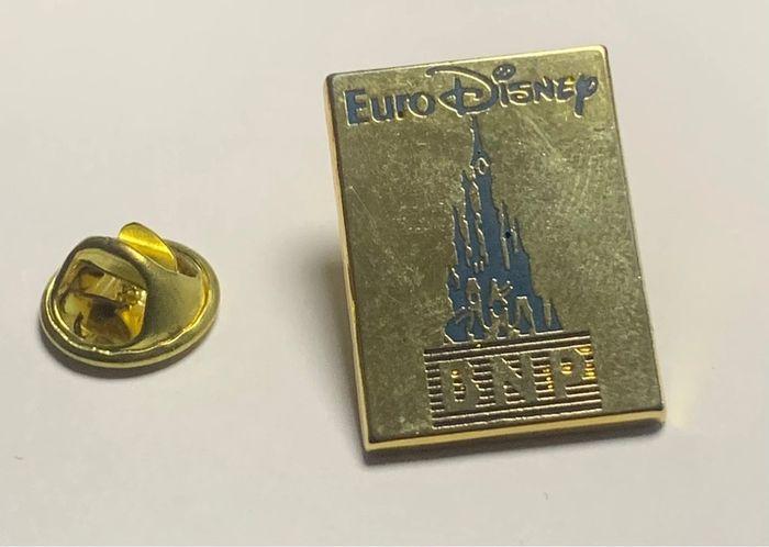 Pin’s Disney - photo numéro 1