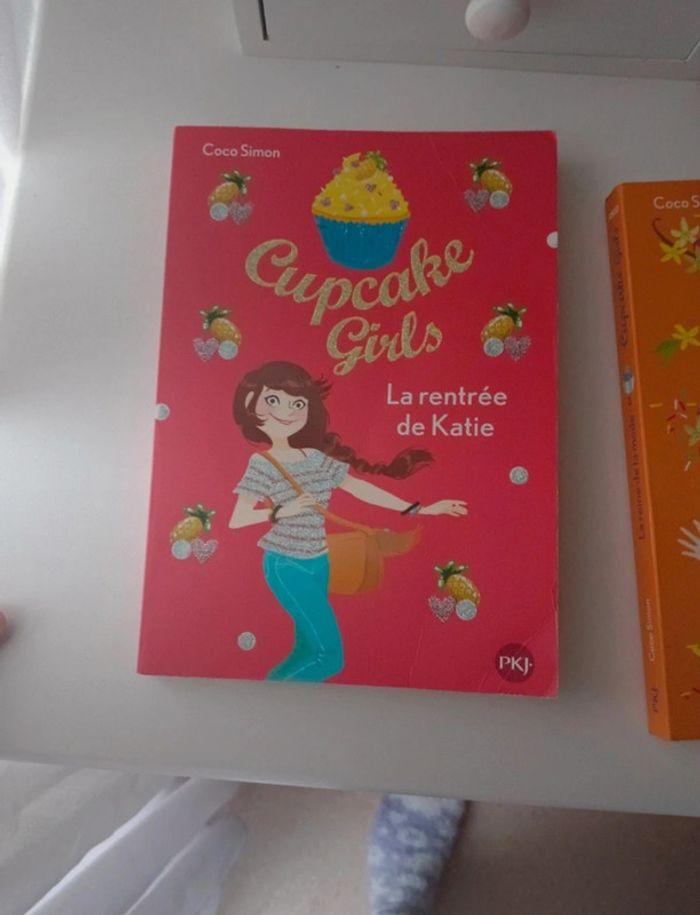 Lot livres Cupcake Girl - photo numéro 3