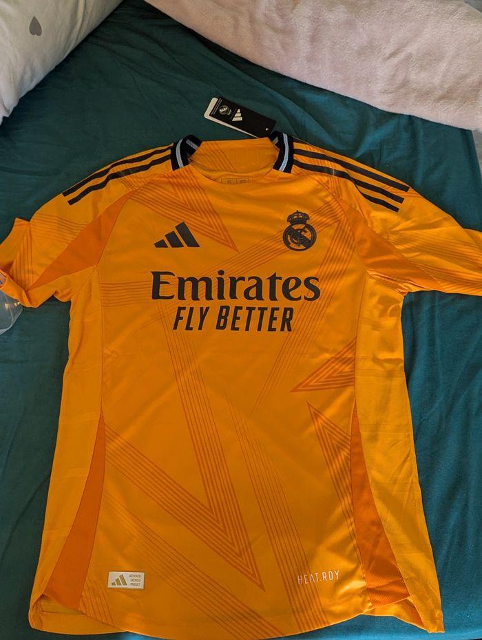 Maillot Real Madrid - photo numéro 3