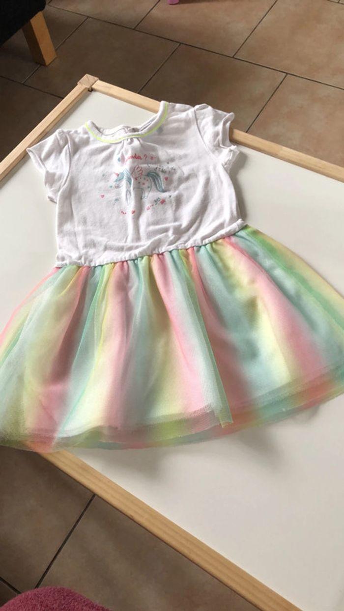 Robe tulle arc en ciel licorne - photo numéro 1