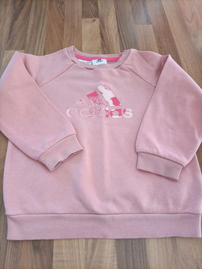 Pull rose adidas 3 ans - photo numéro 1