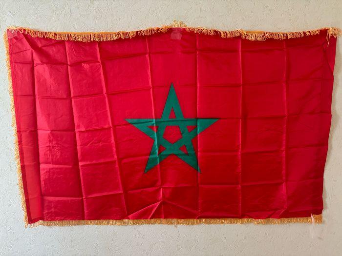 Grand drapeau Maroc Royal contour doré 90x150cm NEUF 🇲🇦