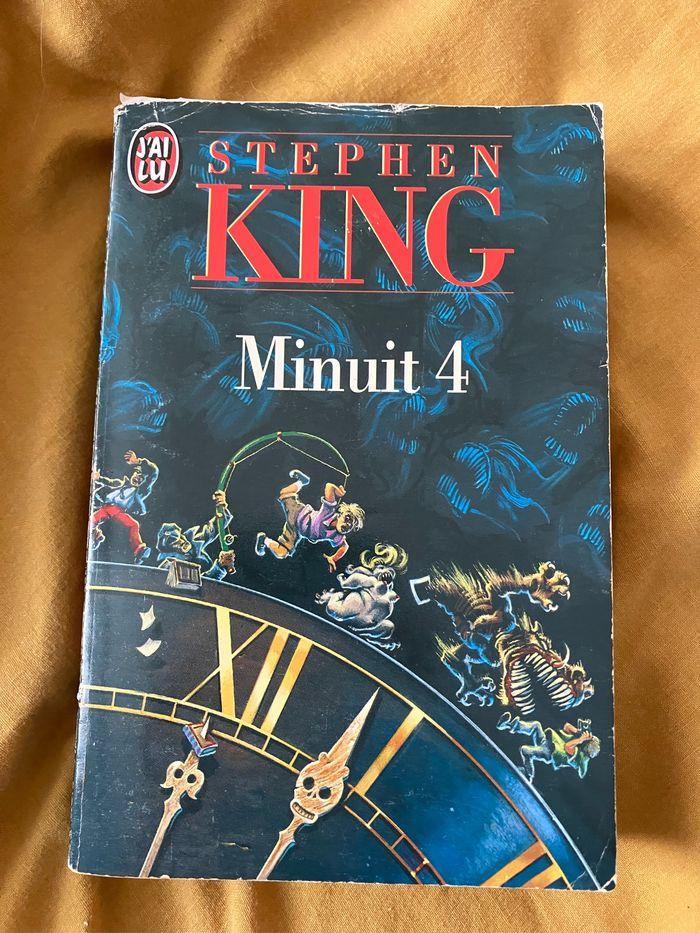 Livre « Minuit 4 » de Stephen King - photo numéro 1