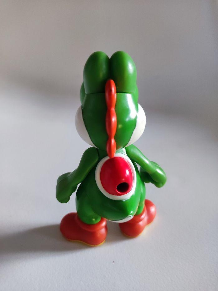 Figurine yoshi 9 cm Nintendo - photo numéro 2