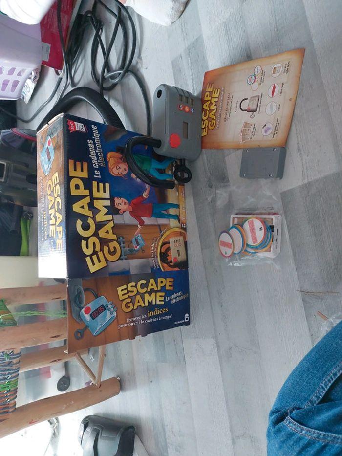 Jeu de société escape game - photo numéro 1