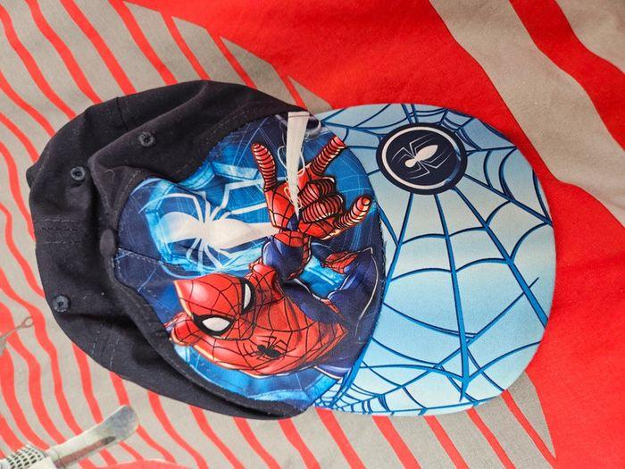 Casquette spiderman - photo numéro 1