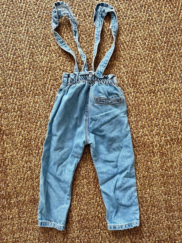 Jeans avec bretelle Zara 12/18M 86cm - photo numéro 4