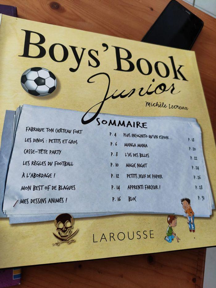 Livre Boys Book junior - photo numéro 3