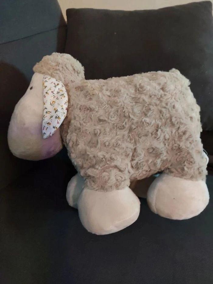 Mouton peluche - photo numéro 1