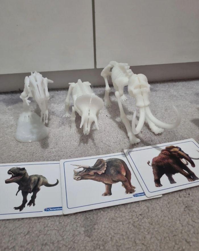 Coffret montessori dinosaures + dino fluo - photo numéro 6