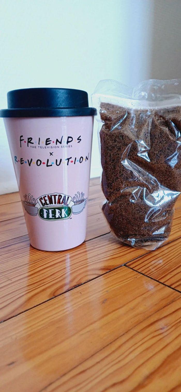 Mug Friends et Gommage Révolution