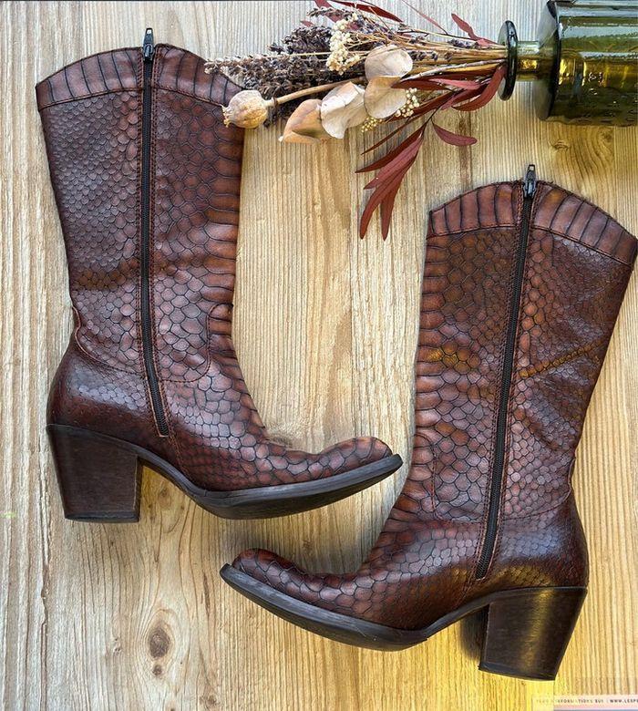 Bottes Donna Piu’ en cuir effet croco marron, pointure 36 - photo numéro 3