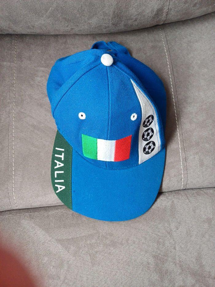 Casquette neuve ITALIA - photo numéro 1