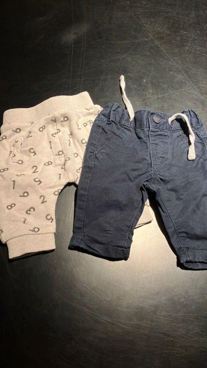 Lot de 2 pantalon garçon 1 mois - photo numéro 1