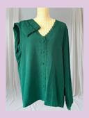 Blouse verte uni T42/XL dentelle et boutons