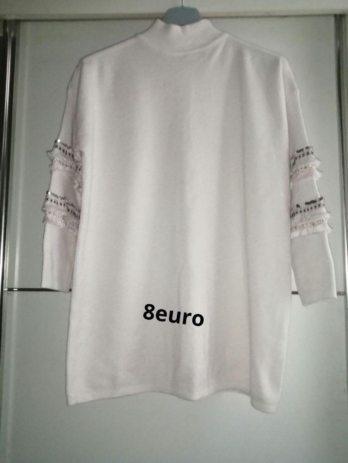 Pull blanc shk Paris - photo numéro 1