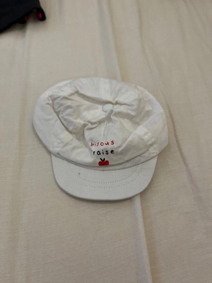 Casquette - photo numéro 1