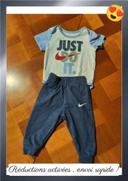 Ensemble Nike