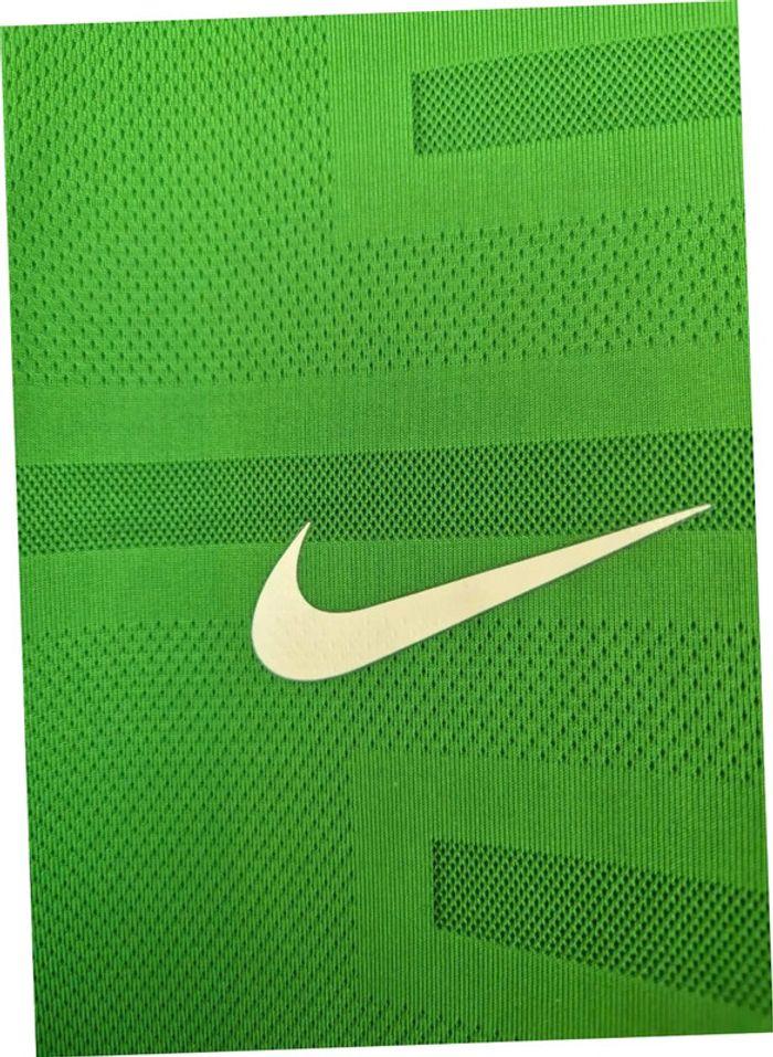 Maillot de Football ancien  Ferencvarosi Torna Club Nike taille XL - photo numéro 4