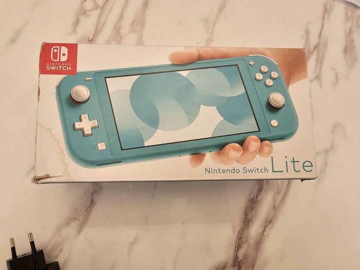 Nintendo Switch Lite - photo numéro 7