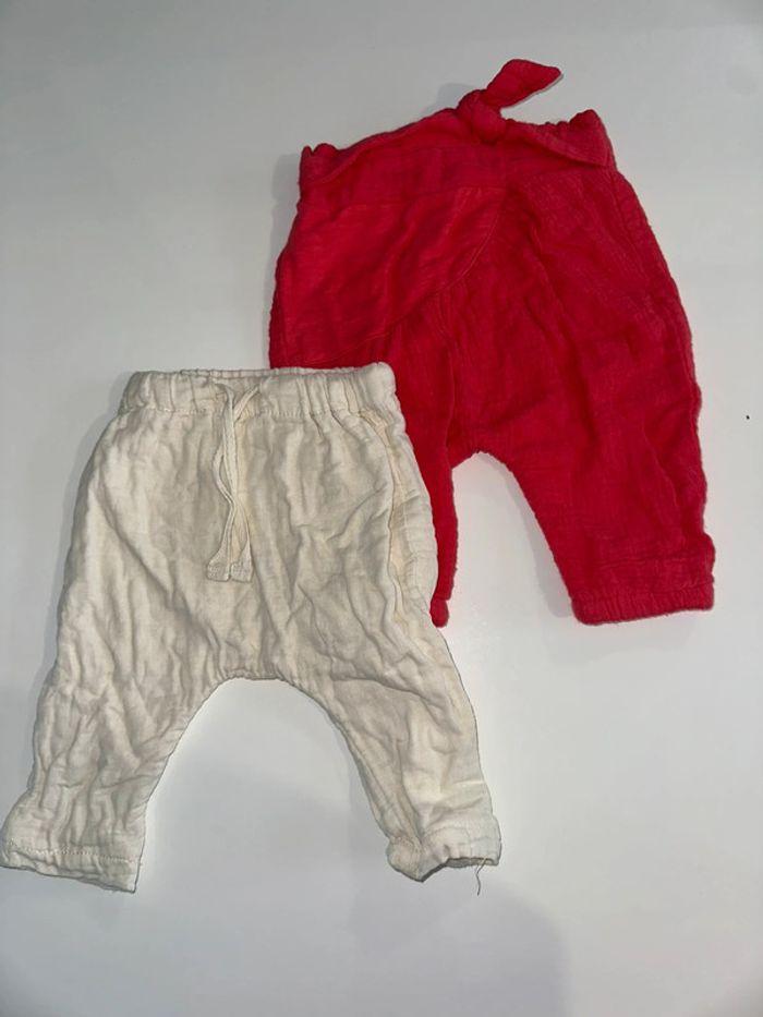 2 pantalon bébé fille 3 mois - photo numéro 1