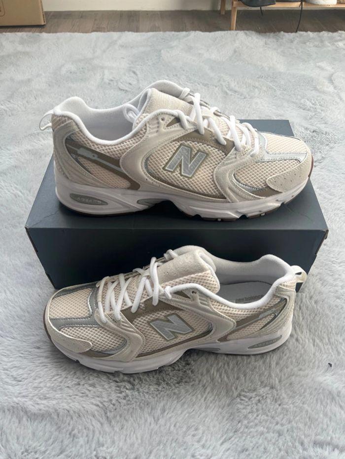 New balance MR530 sable neuve taille 44,5 homme - photo numéro 1