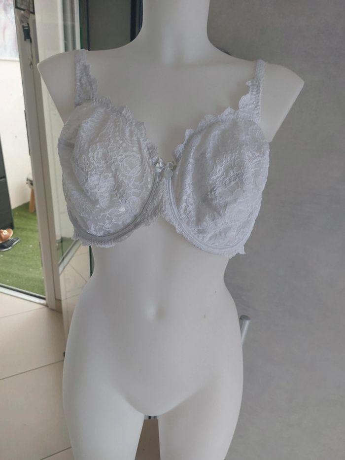 Soutien gorge blanc 115E - photo numéro 2