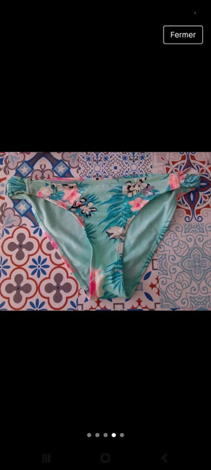 Maillot de bain 2 pièces Jennyfer T.36/38 - photo numéro 4