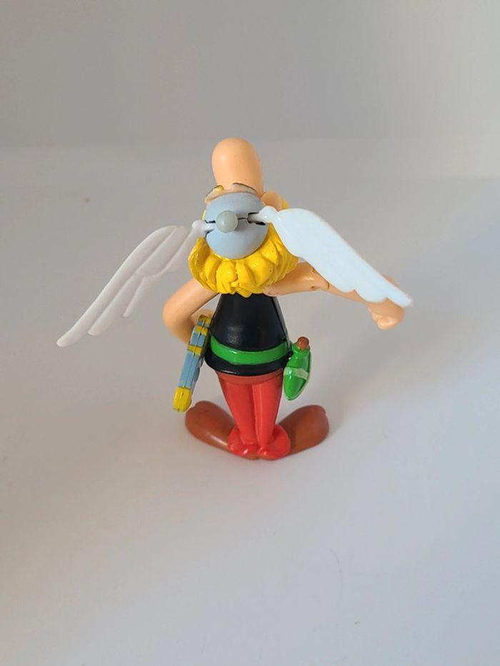 Asterix bras articulées et ailes casque bouge année 2007 lansay - photo numéro 3