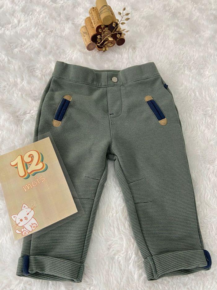 Pantalon jogging kaki vert Obaibi  12 mois 74 cm comme neuf - photo numéro 1